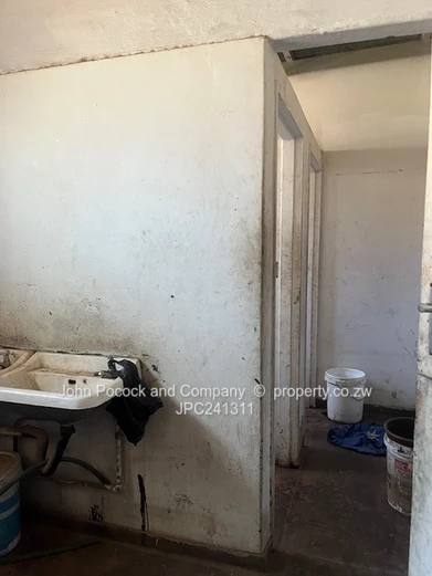 Conveniently situated Factory Warehouse 