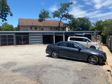 2 Bedroom Garden Flat