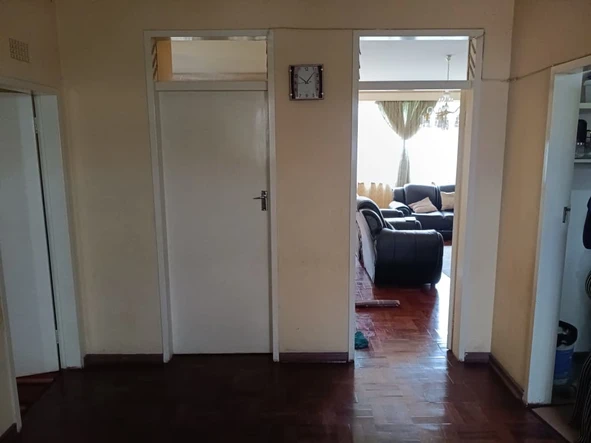 Flat & Apartment