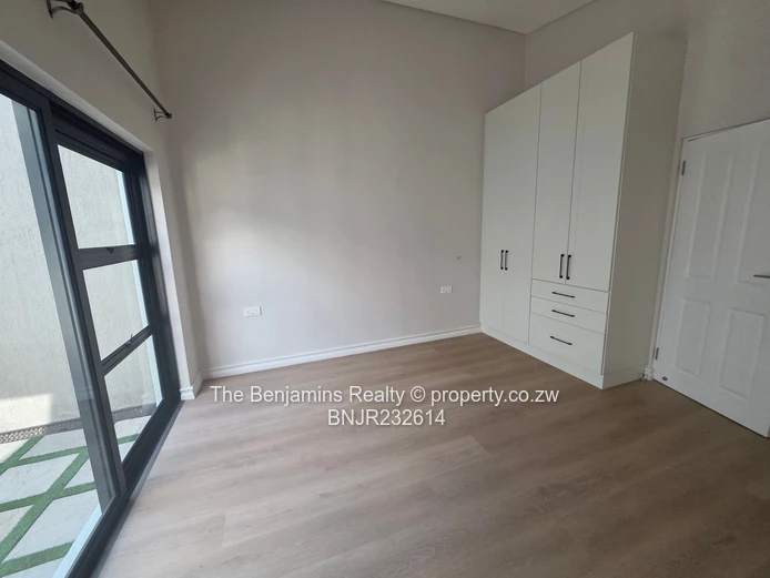 Fabulous Townhouse In Newlands