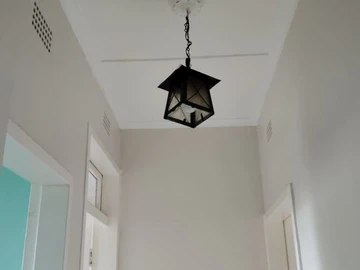 2 Bedroom Flat & Apartment