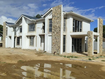 4 Bedroom Townhouse Complex