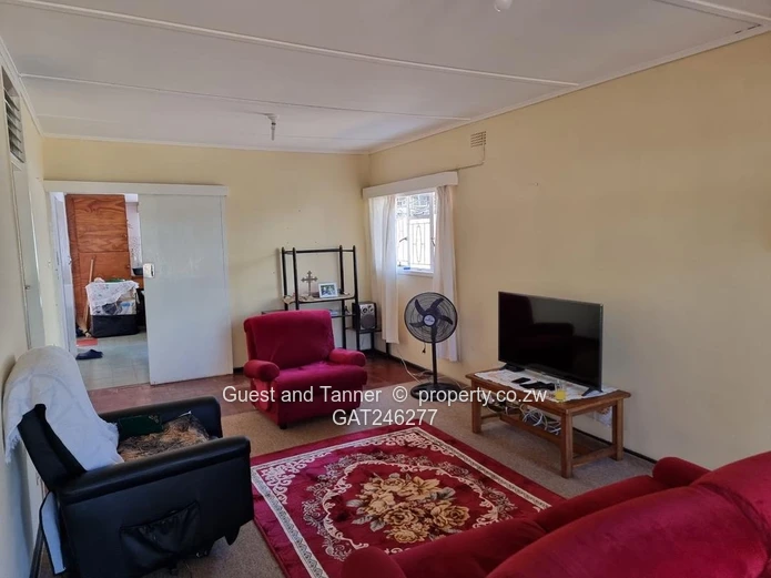 3-Bed House to Rent in Paddonhurst