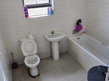 2 Bedroom Garden Flat