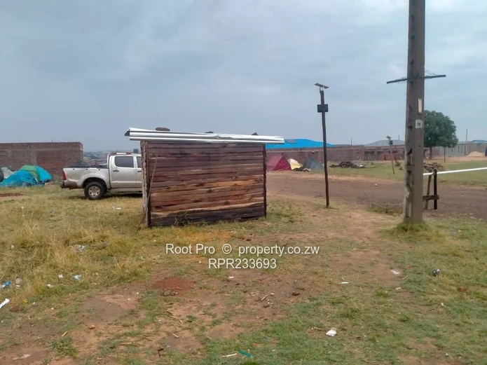 Budiriro 5 stand for Sale