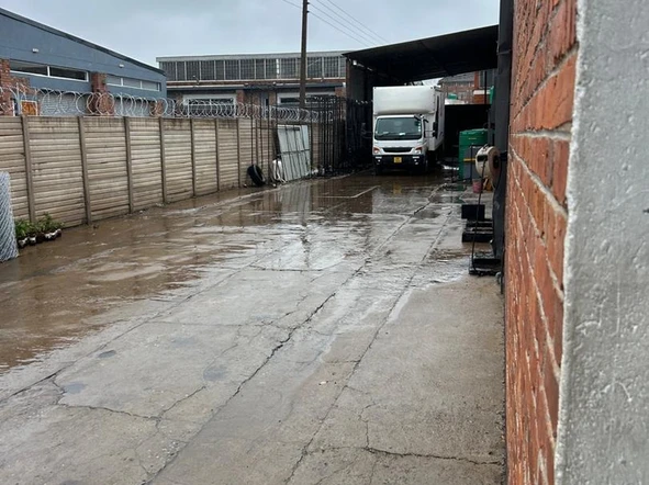 Warehouse & Factory