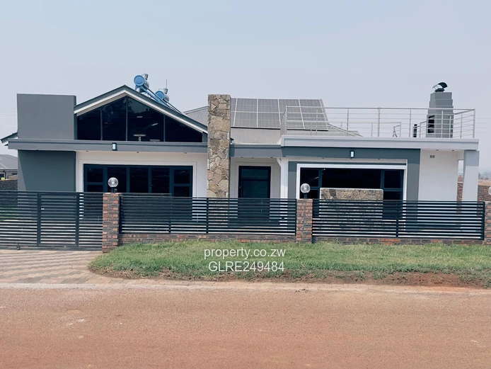 Modern 4-Bed Home in Nyeredzi Ridge - Solar & Borehole