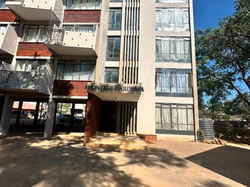 Flat & Apartment