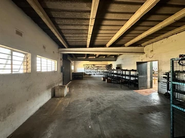 Commercial & Industrial Land