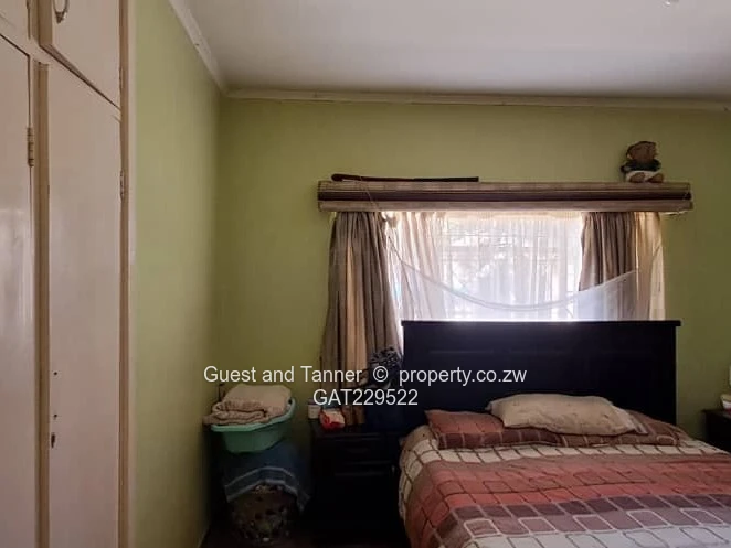 Elegant 3-Bedroom Home for Sale in Avonlea – Title Deeds, Borehole, Pool, Near Harare CBD