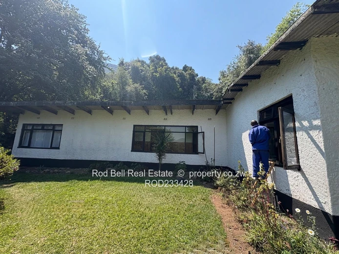 Holiday home with stunning views of the mountains