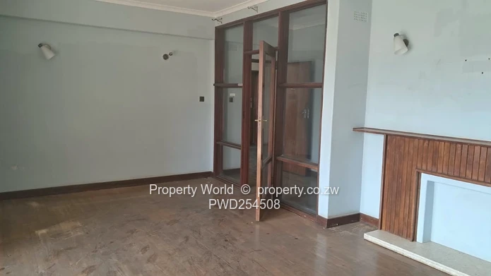 3 Bedroom Flat To Let