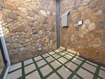 2 Unit Townhouse Complex