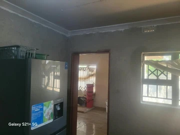 6 Bedroom House