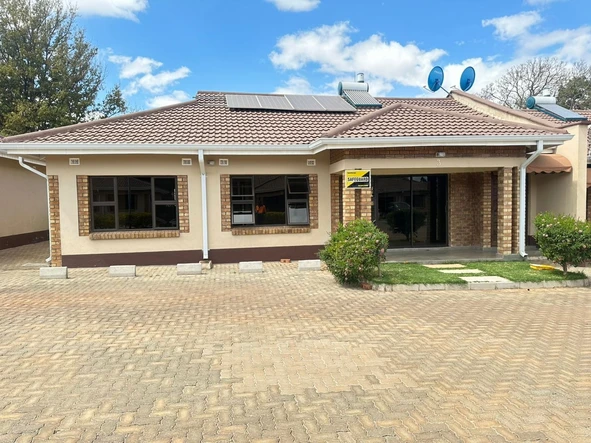 3 Bedroom Garden Flat