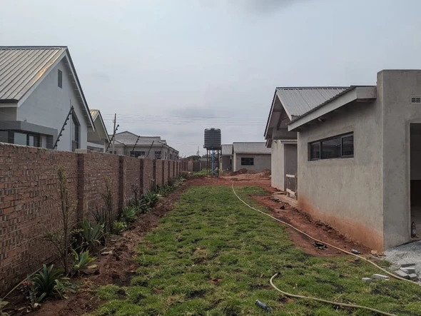 4 Unit Townhouse Complex