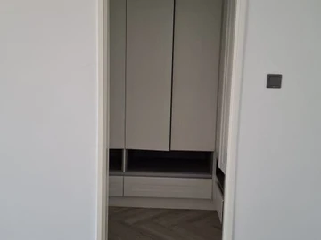 4 Bedroom Flat & Apartment