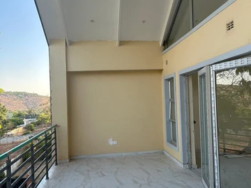 4 Bedroom Garden Flat