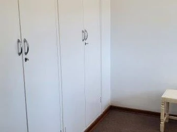 2 Bedroom Flat & Apartment