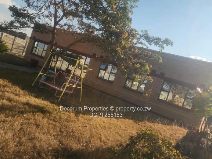 Single-Storey Brick Office to Rent in Damofalls (Sole Mandate)