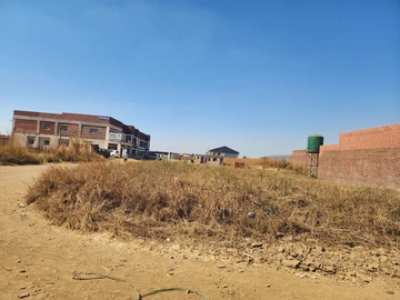 Commercial & Industrial Land