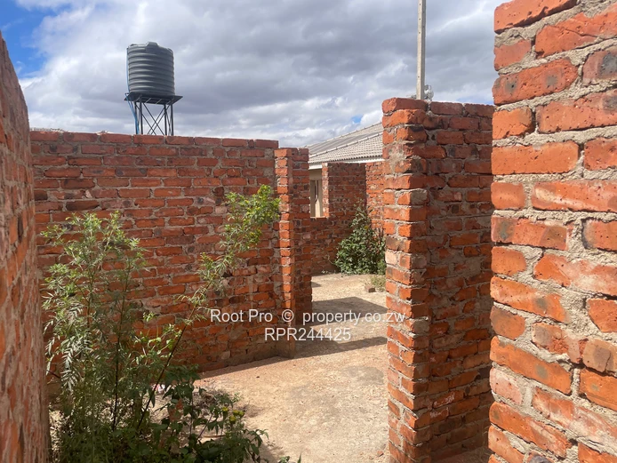 Glaudina Incomplete House For Sale  (Sole Mandate)