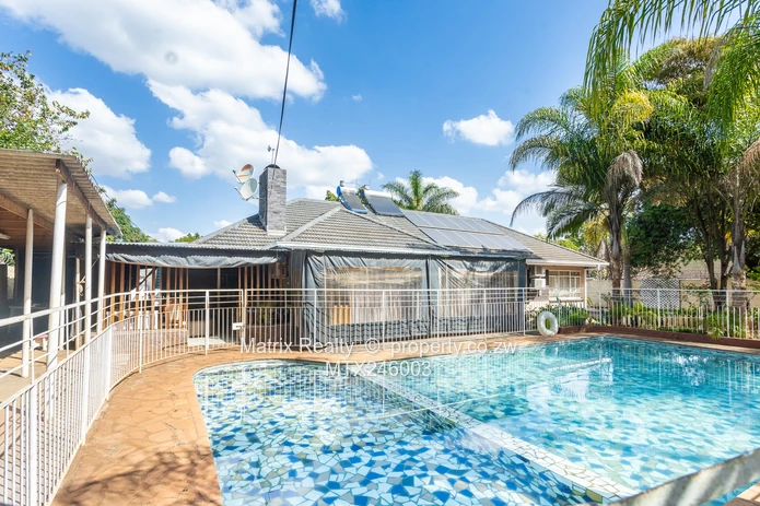 Family Home for Sale in Alexandra Park