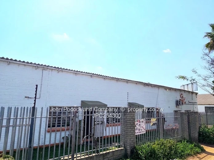 Workshop and office space in Prime Belmont Area