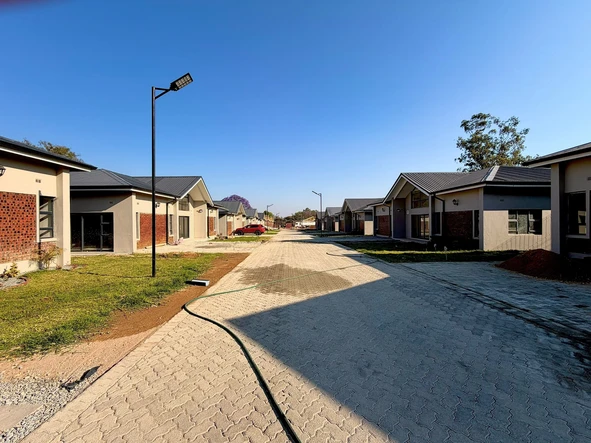3 Bedroom Flat & Apartment