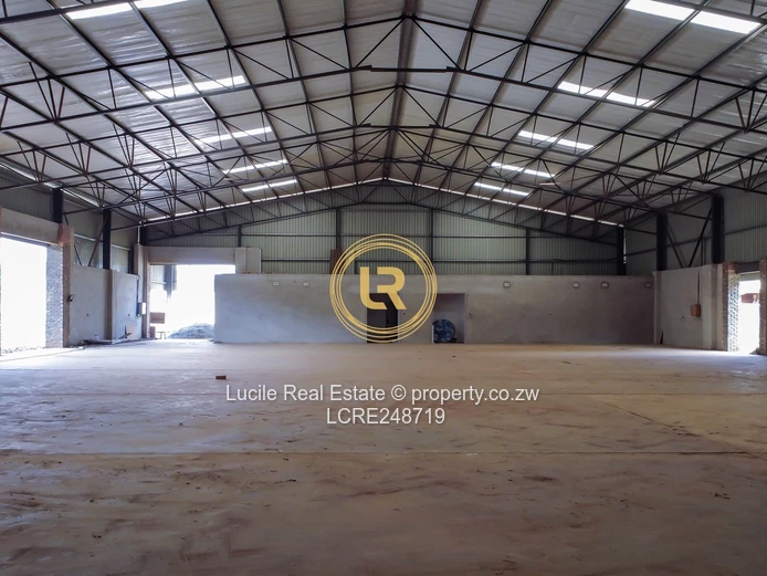 Prime Warehouse Space to Let in Pomona
