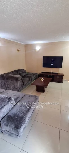 Duplex garden flat 