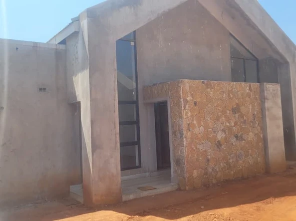 3 Bedroom Flat & Apartment