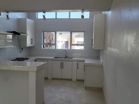 3 Bedroom Garden Flat