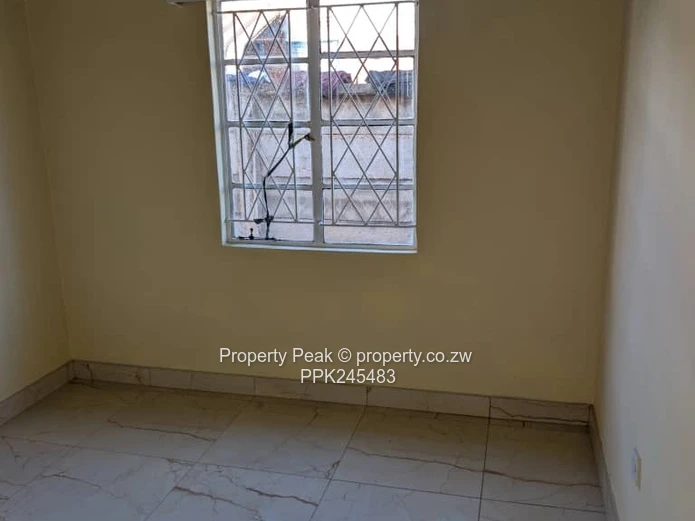 4-Bed House for Rental in Kuwadzana 7 – With Borehole & Secure 