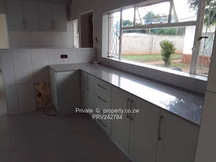 Fully Refurbished 3 bedroom House available to rent