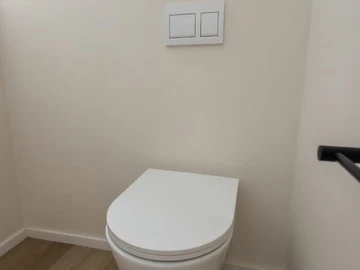 3 Bedroom Flat & Apartment