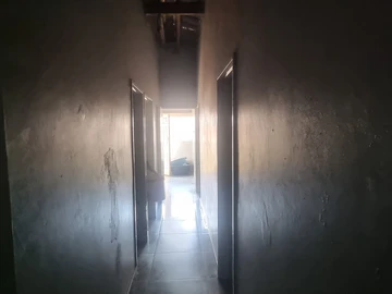 6 Bedroom House