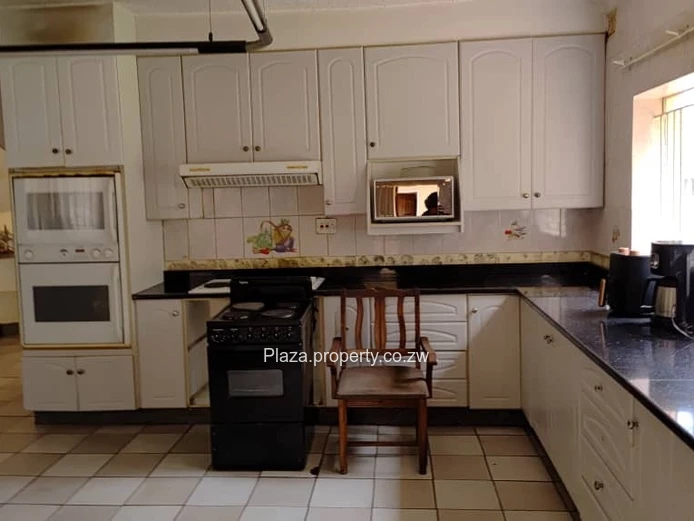 6 bedroom house for rent in Borrowdale