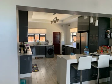 4 Unit Townhouse Complex