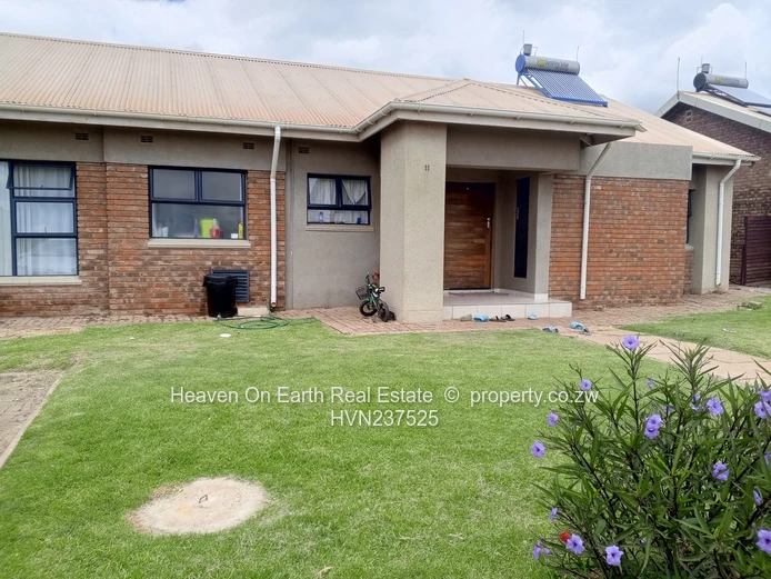 Beautiful garden flat to rent! (Sole Mandate)