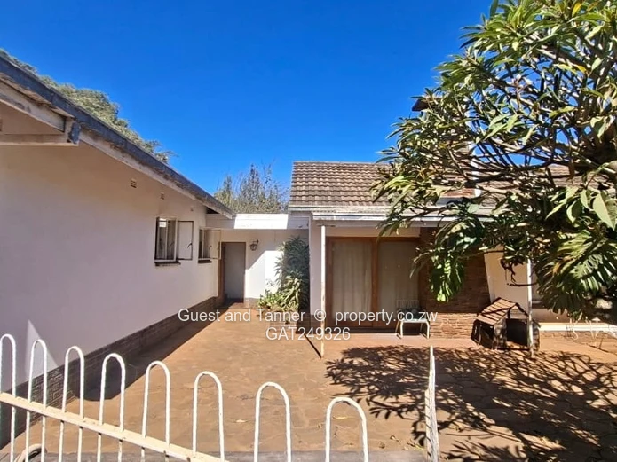  Prime Location 5 Bedroomed House for Sale - Highlands