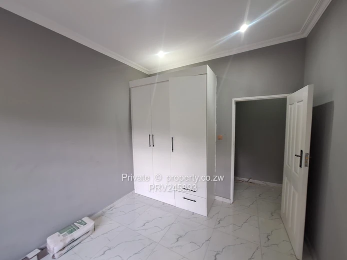 Freshly built, move-in ready new cluster units . . . (Sole Mandate)