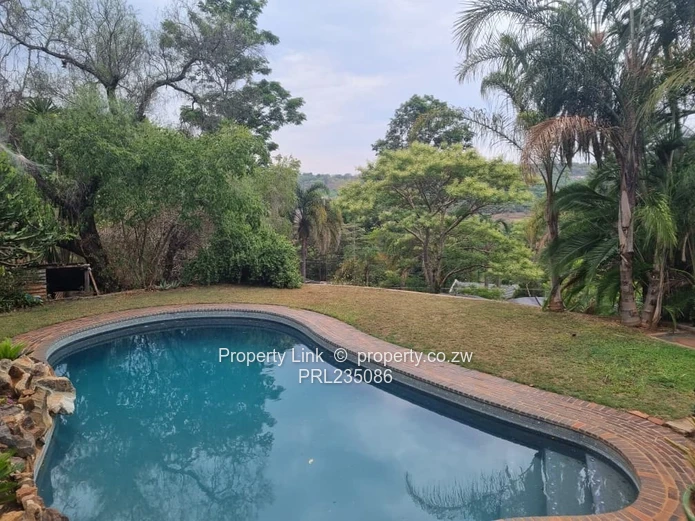 Home With Views, Pool & Self-Contained Cottage!