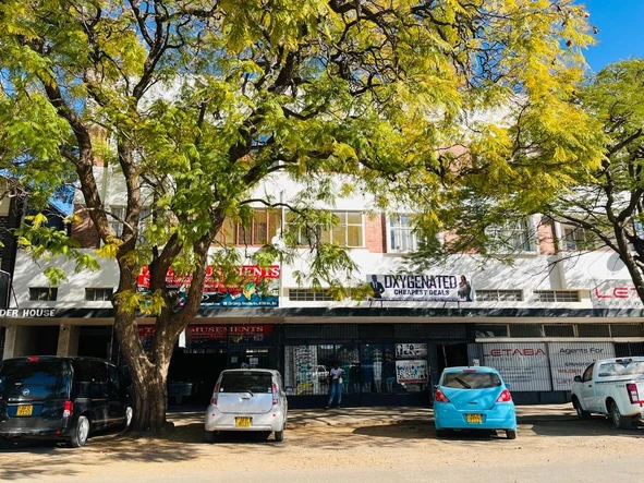 Leander Commercial/Residential Flat for Sale, Bulawayo CBD.