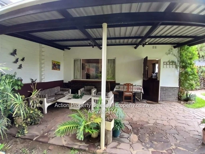 Fully Furnished One Bed Cottage! 