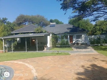 5 Bedroom House