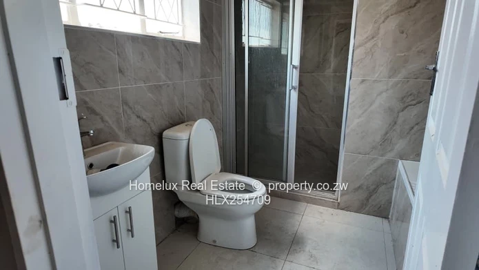 Greendale Cluster Home For Sale | Us$175,000
