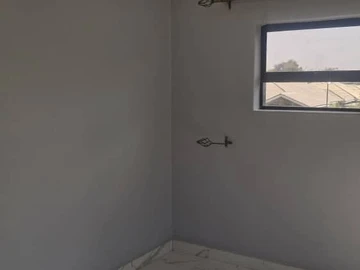 4 Bedroom Garden Flat
