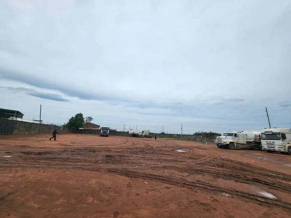 Commercial & Industrial Land