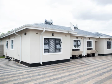 2 Bed Garden Flat For Rent